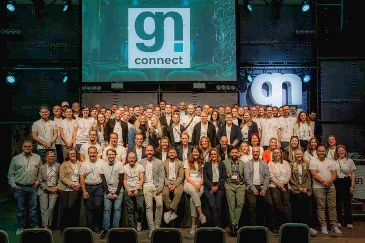im bild ist das ganze team von gastronovi zu sehen