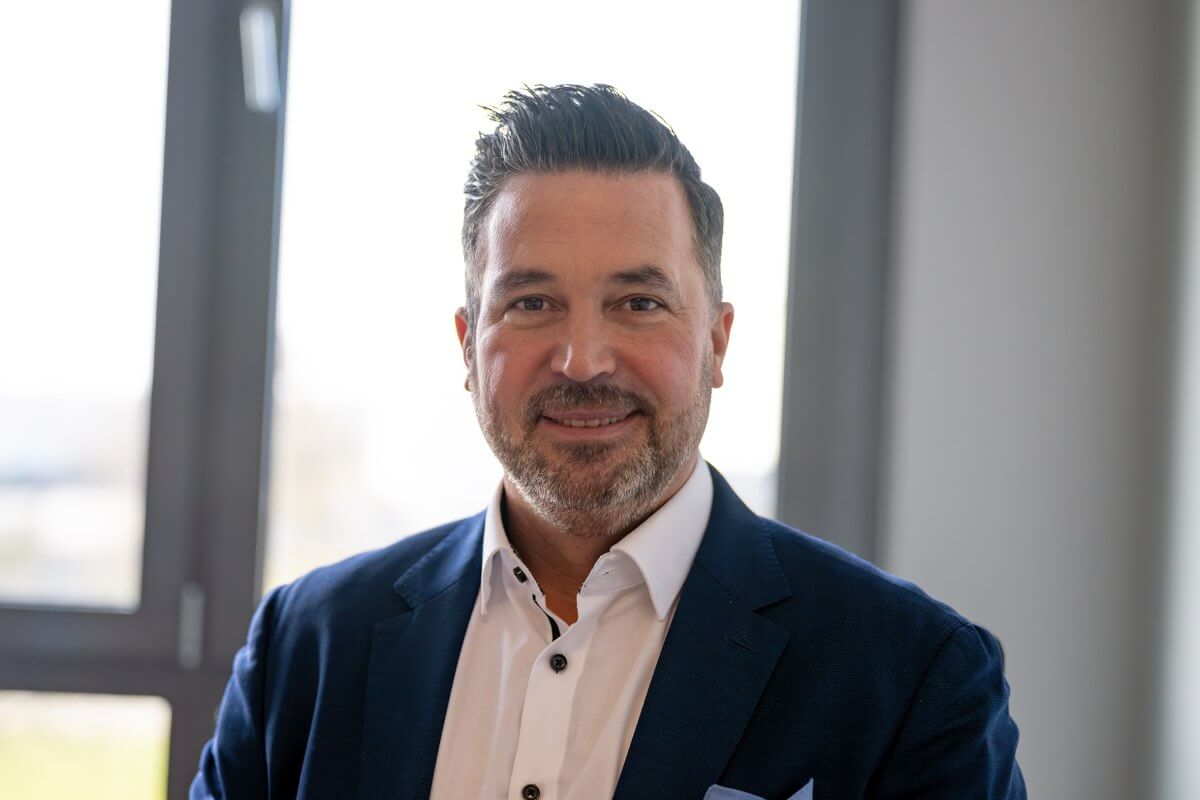 Sascha Lewandowski von Vectron im Bild