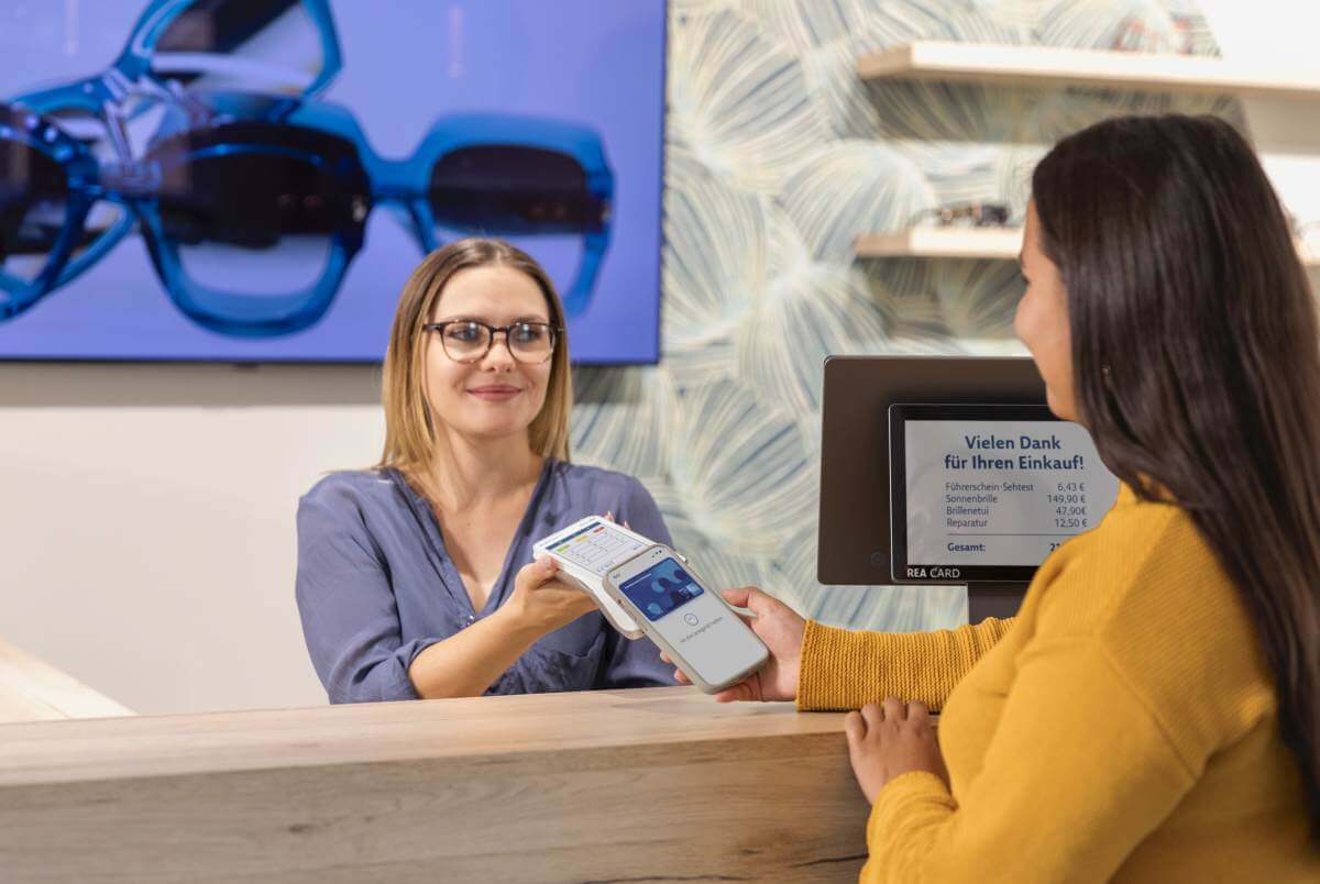 Bezahlsituation mit REA K18 Kassensystem und EC-Terminal REA T10 flex